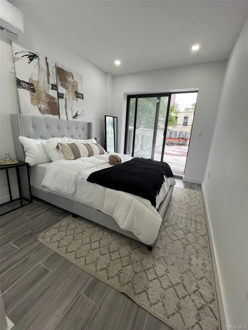 941 57TH STREET #1A Brooklyn, NY 11219