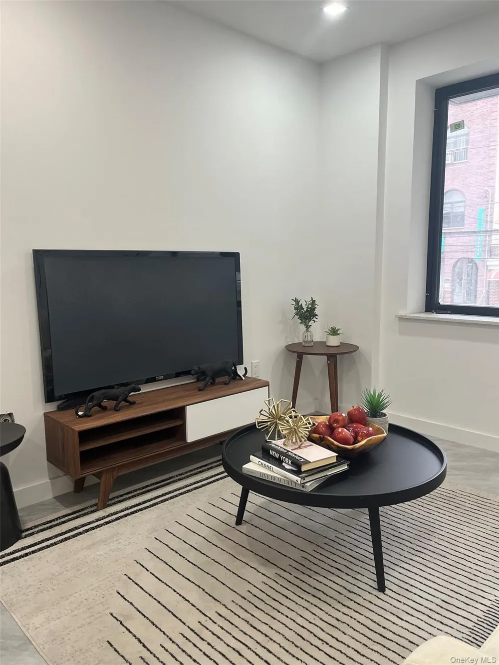 941 57TH STREET #1A Brooklyn, NY 11219