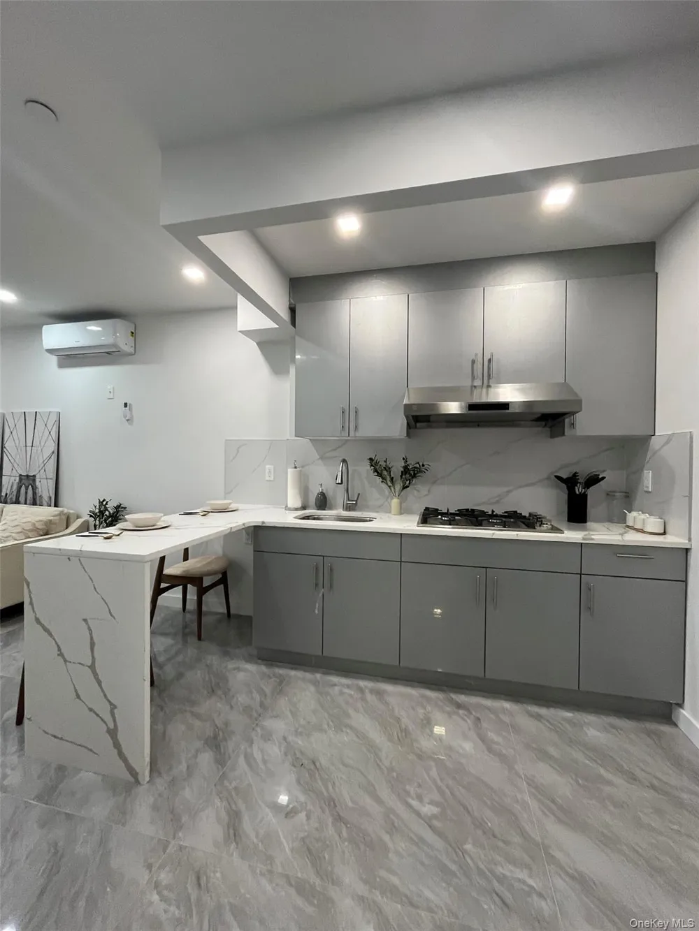 941 57TH STREET #1A Brooklyn, NY 11219
