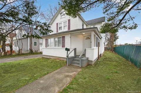 21 Maple Avenue