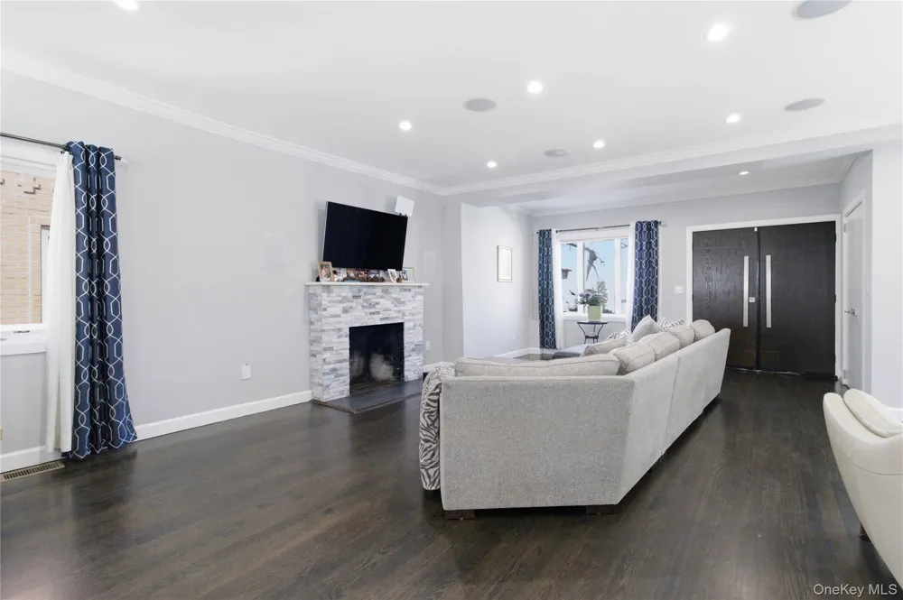 31-12 Buell Street East Elmhurst, NY 11369