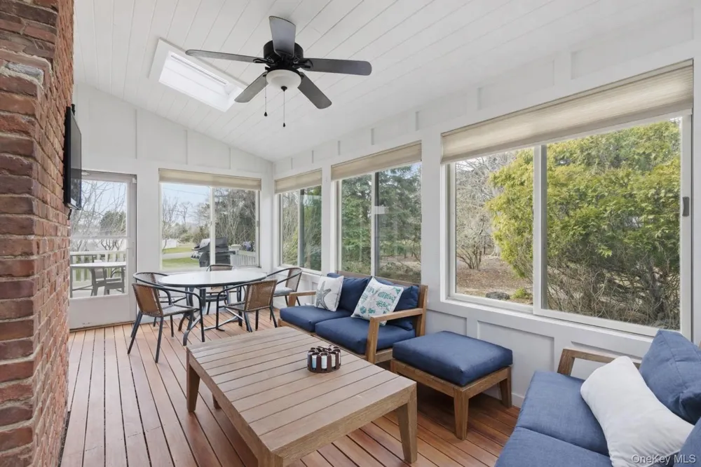 1 Canal Way Hampton Bays, NY 11946
