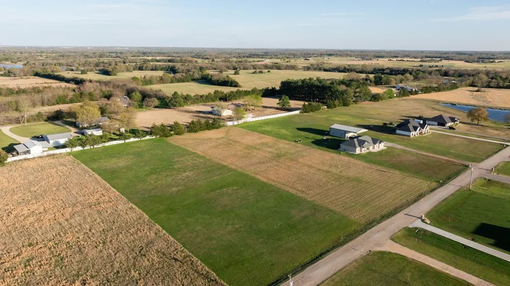 PR 33082 Sumner, TX 75486