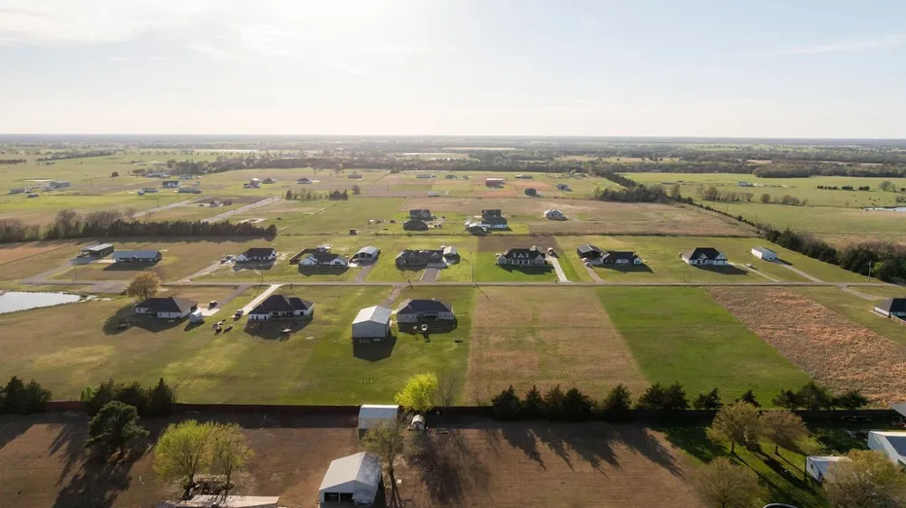 PR 33082 Sumner, TX 75486