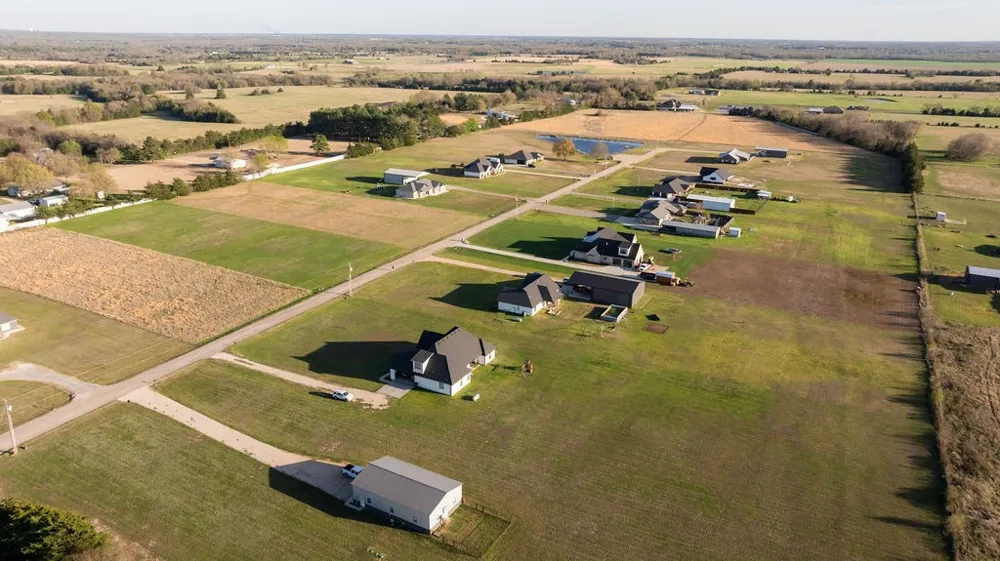 PR 33082 Sumner, TX 75486