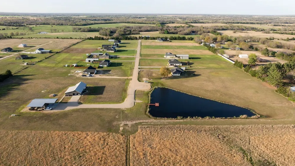PR 33082 Sumner, TX 75486