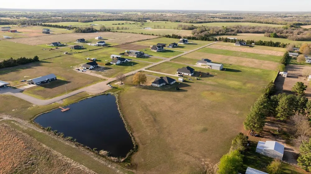 PR 33082 Sumner, TX 75486