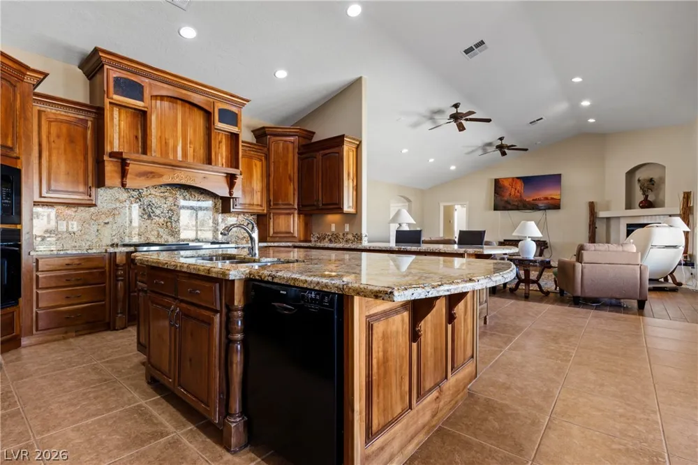 770 Arrow Avenue Overton, NV 89040