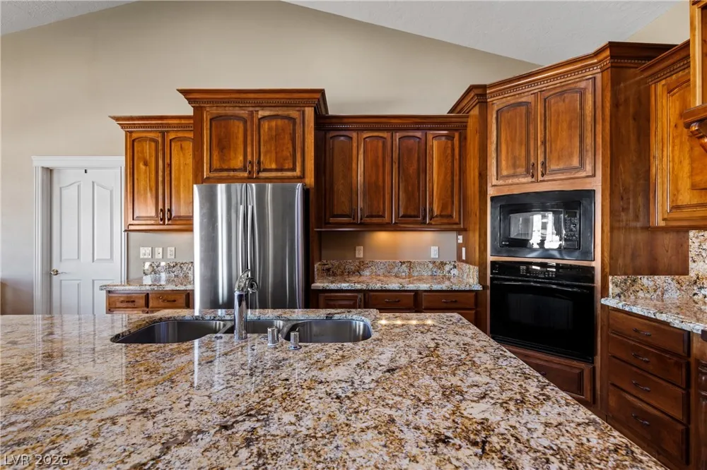 770 Arrow Avenue Overton, NV 89040