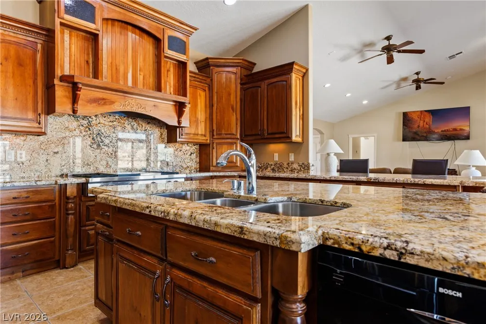 770 Arrow Avenue Overton, NV 89040