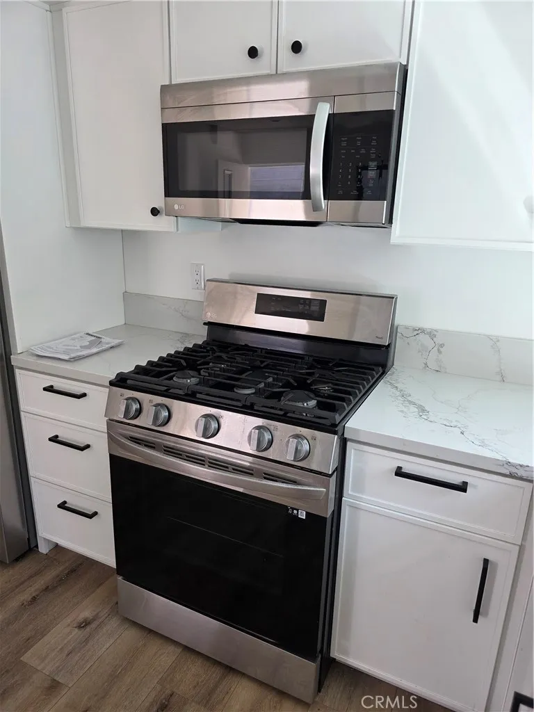 6130 Hazeltine #3 Van Nuys, CA 91401