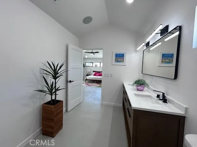 3940 E Calle San Antonio Palm Springs, CA 92264