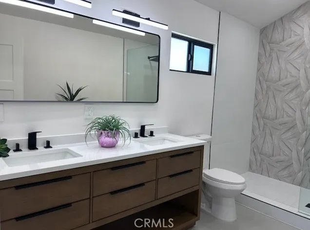 3940 E Calle San Antonio Palm Springs, CA 92264