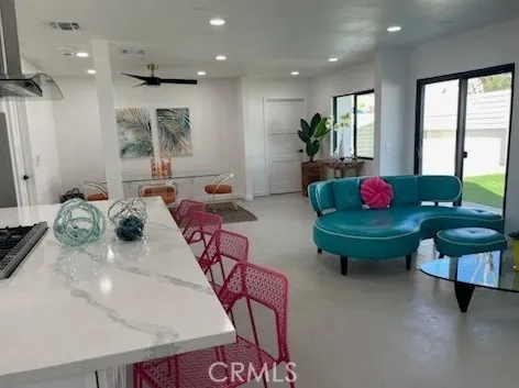 3940 E Calle San Antonio Palm Springs, CA 92264