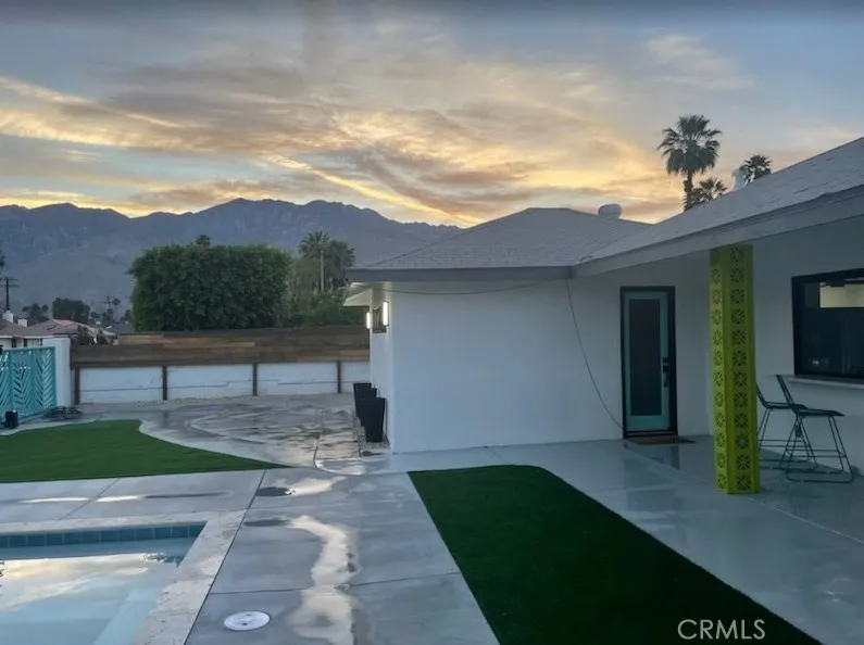 3940 E Calle San Antonio Palm Springs, CA 92264