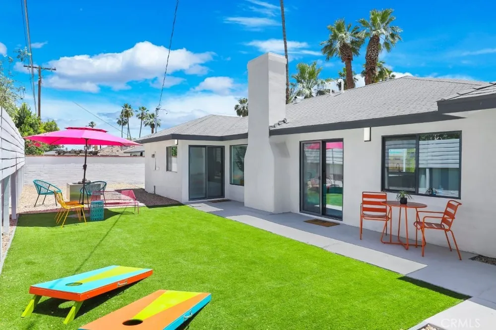 3940 E Calle San Antonio Palm Springs, CA 92264