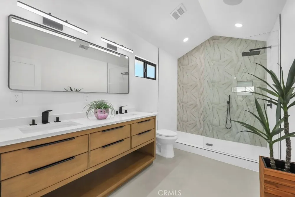 3940 E Calle San Antonio Palm Springs, CA 92264
