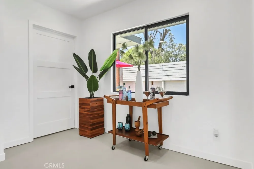 3940 E Calle San Antonio Palm Springs, CA 92264