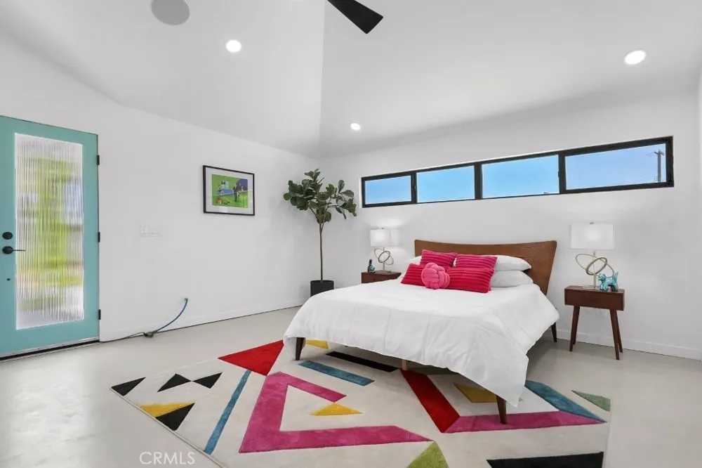 3940 E Calle San Antonio Palm Springs, CA 92264