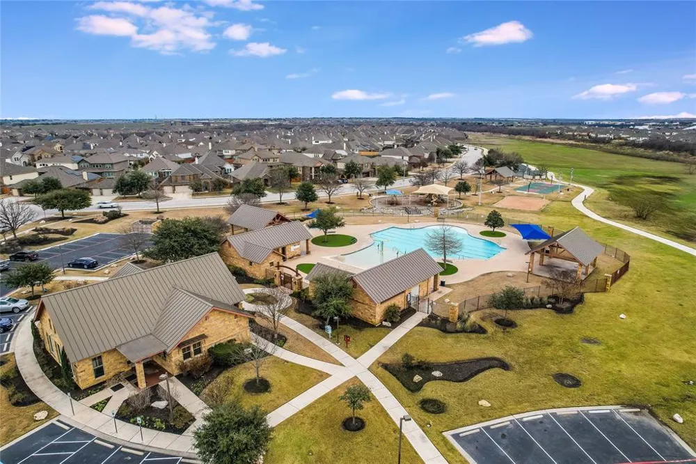 19620 Stanton Drew Pflugerville, TX 78660