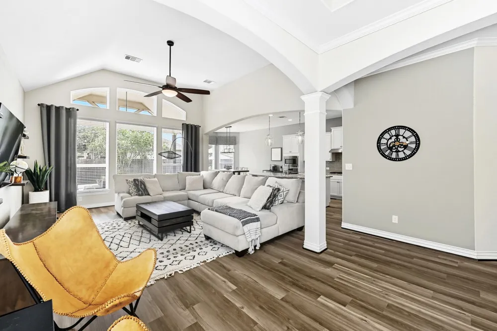 19620 Stanton Drew Pflugerville, TX 78660