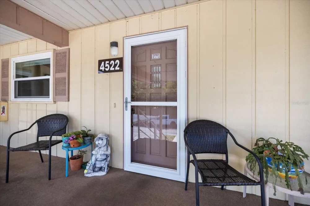 4522 NARRAGANSET TRAIL #84 Sarasota, FL 34233