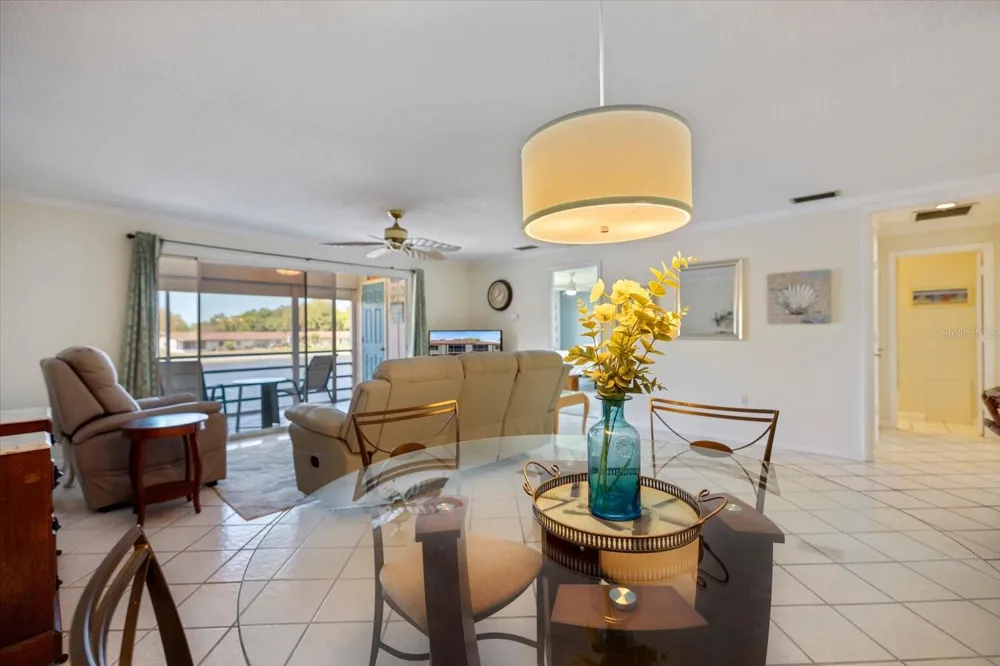 4522 NARRAGANSET TRAIL #84 Sarasota, FL 34233