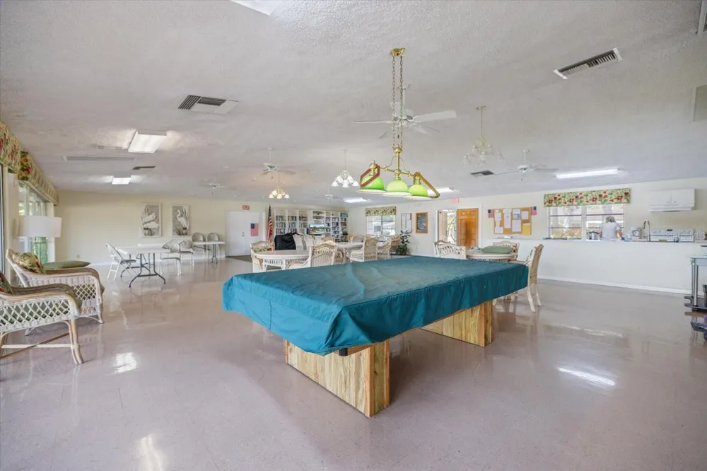 4522 NARRAGANSET TRAIL #84 Sarasota, FL 34233