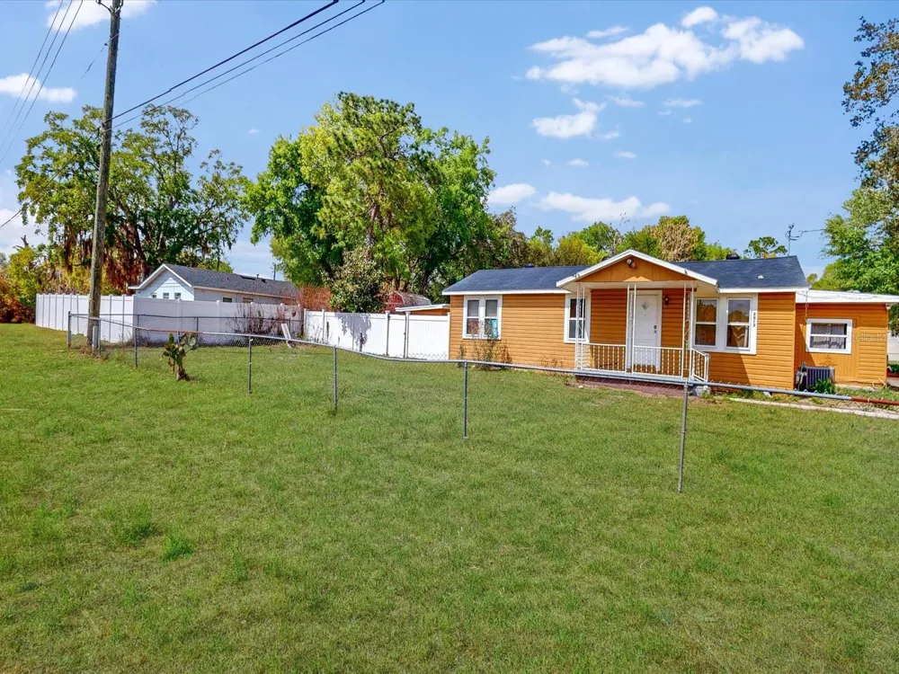 2017 MILLER BOULEVARD Fruitland Park, FL 34731