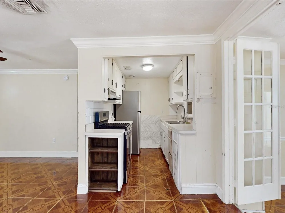 2017 MILLER BOULEVARD Fruitland Park, FL 34731