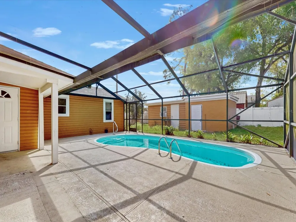 2017 MILLER BOULEVARD Fruitland Park, FL 34731