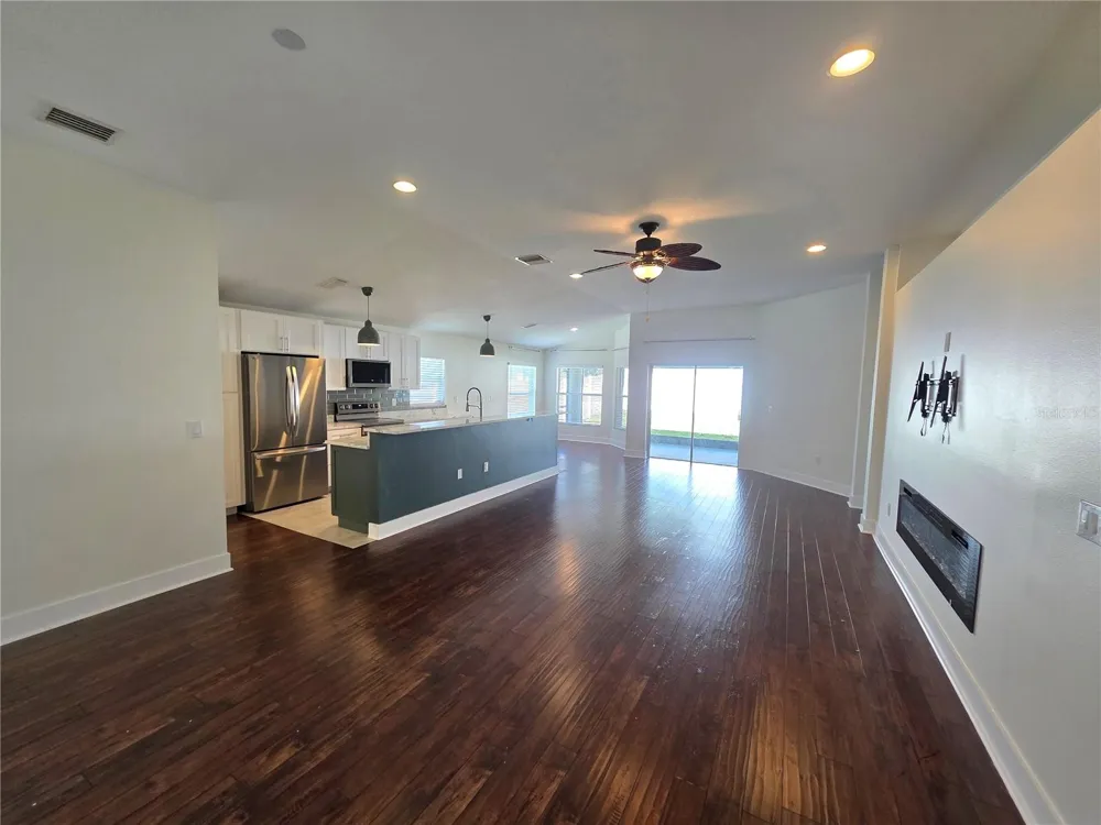 730 STRAW LAKE DRIVE Brandon, FL 33510