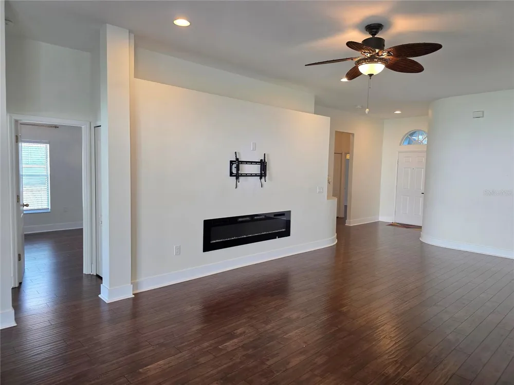 730 STRAW LAKE DRIVE Brandon, FL 33510