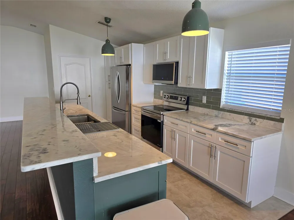 730 STRAW LAKE DRIVE Brandon, FL 33510