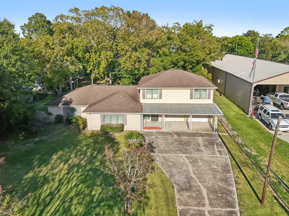 4733 Oleander Street Bacliff, TX 77518