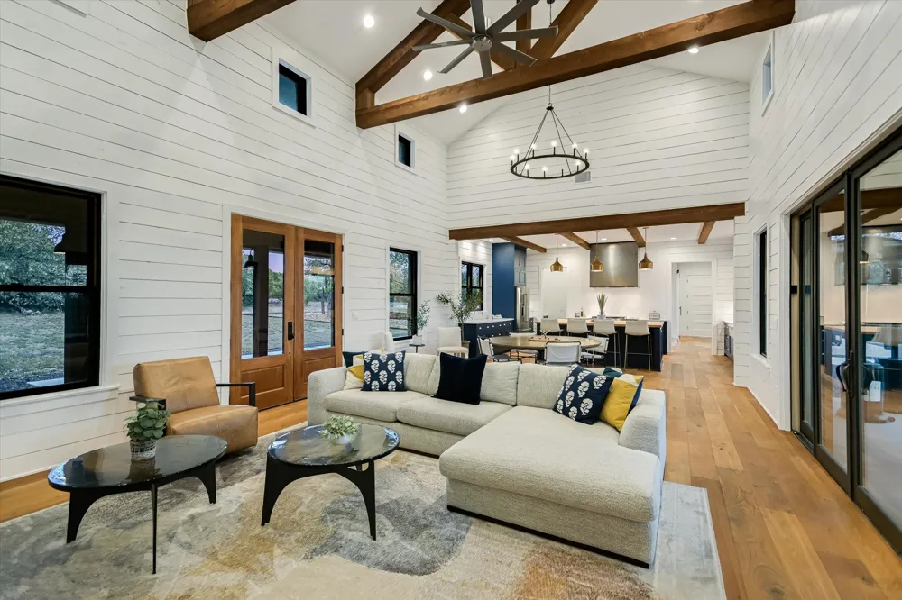 6434 MUSTANG VALLEY TRAIL Wimberley, TX 78676