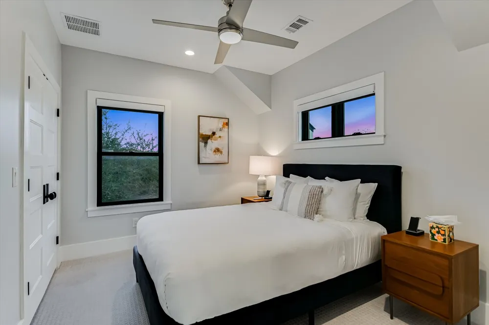 6434 MUSTANG VALLEY TRAIL Wimberley, TX 78676