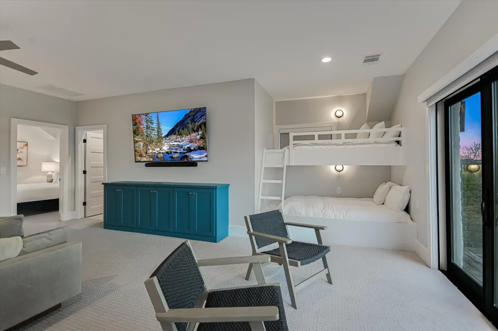 6434 MUSTANG VALLEY TRAIL Wimberley, TX 78676