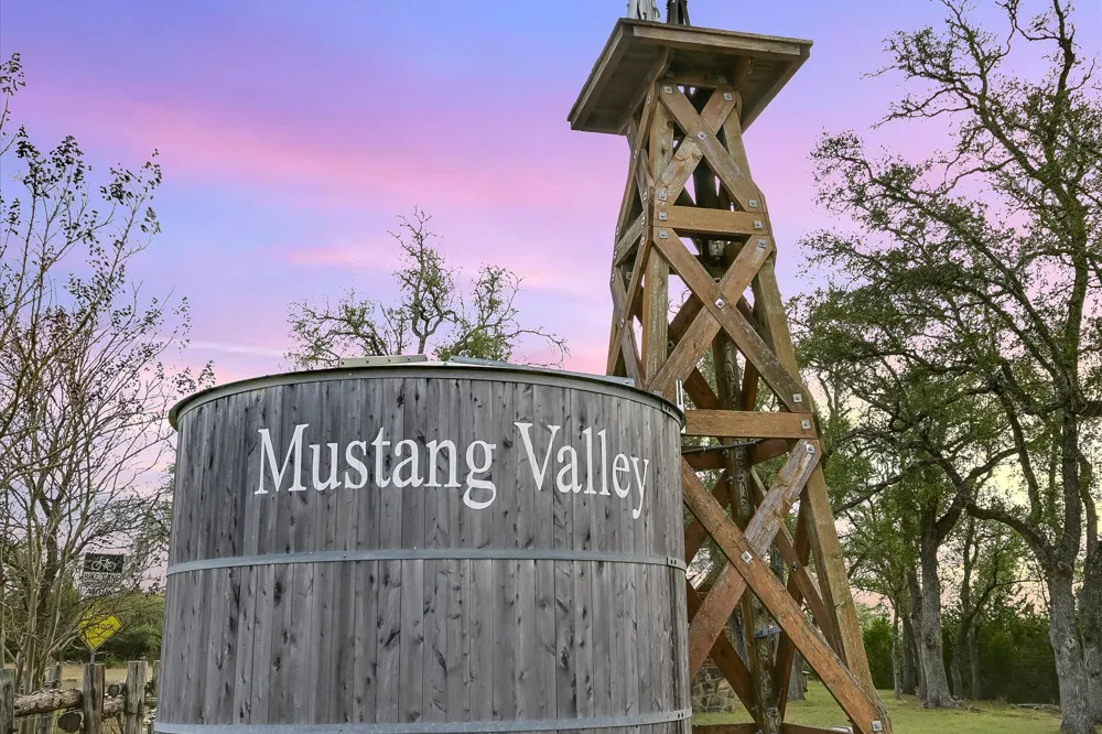 6434 MUSTANG VALLEY TRAIL Wimberley, TX 78676