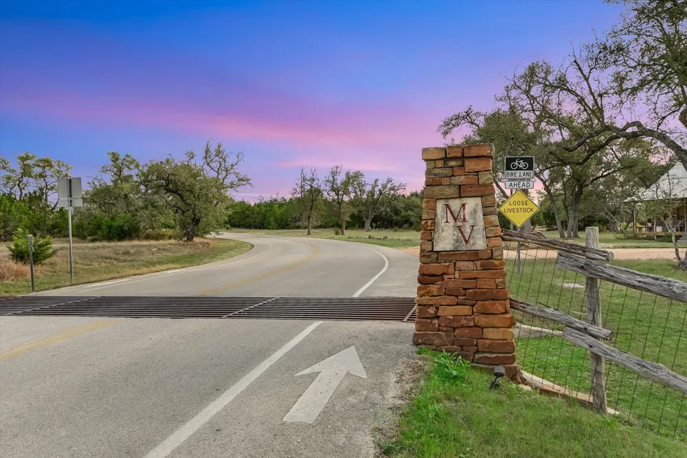 6434 MUSTANG VALLEY TRAIL Wimberley, TX 78676