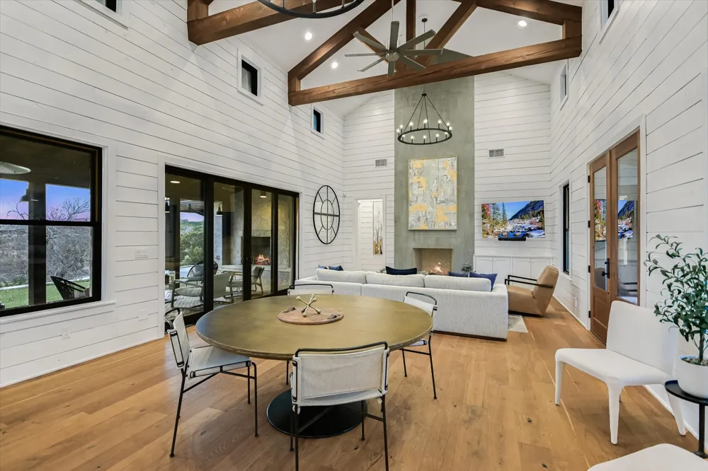 6434 MUSTANG VALLEY TRAIL Wimberley, TX 78676
