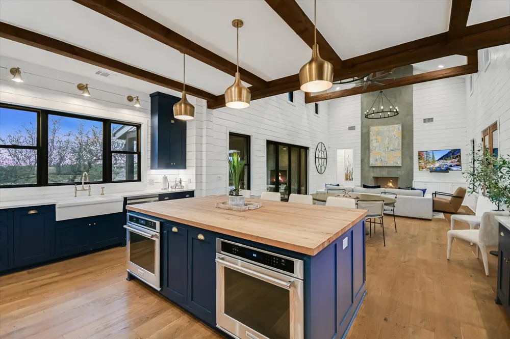 6434 MUSTANG VALLEY TRAIL Wimberley, TX 78676