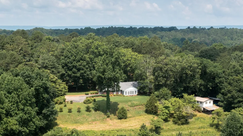130 Apple Blossom Lane Summerville, GA 30747