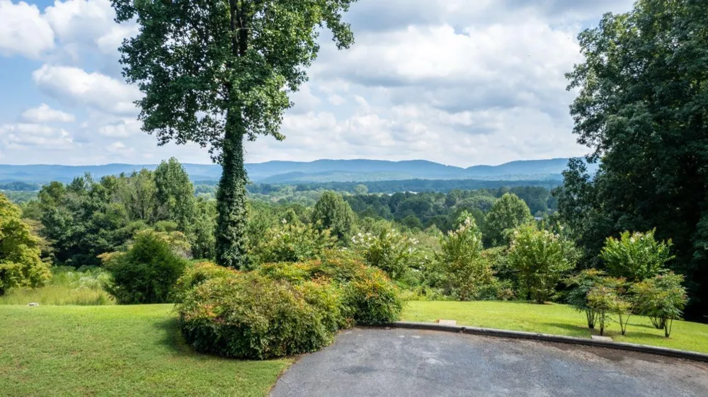 130 Apple Blossom Lane Summerville, GA 30747