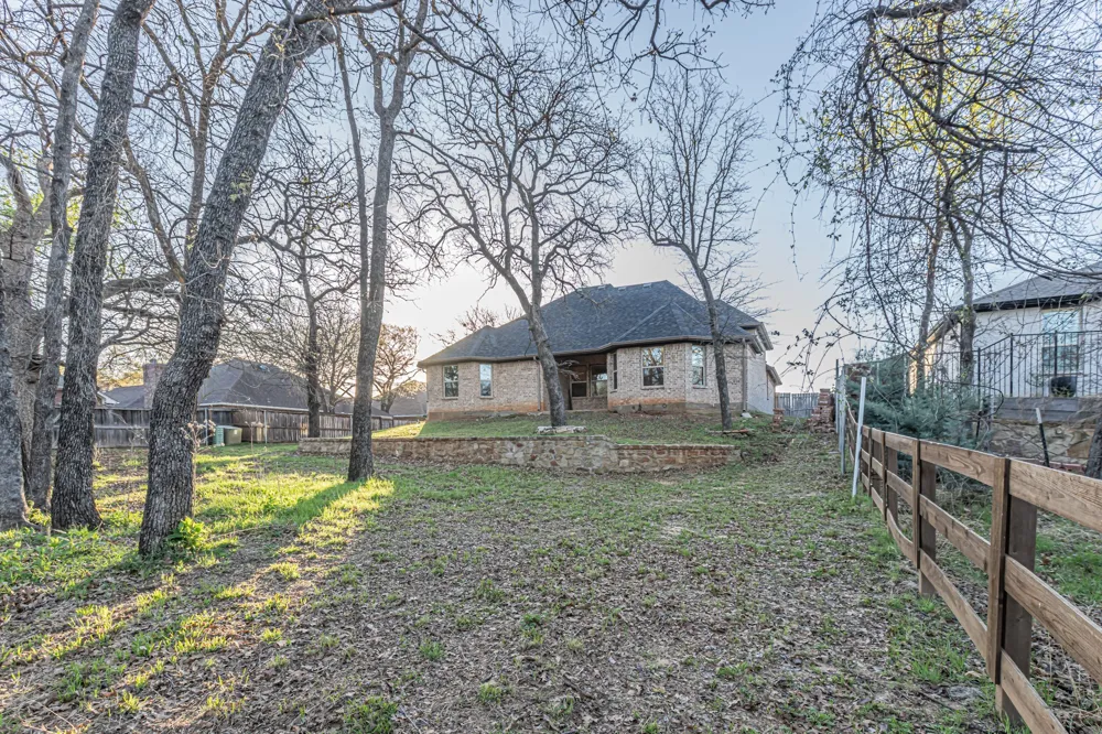 1617 sea breeze Court Azle, TX 76020