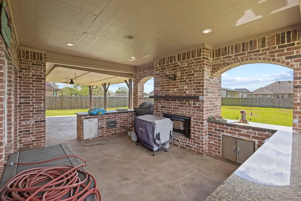 14815 Michelle Lane Beaumont, TX 77713