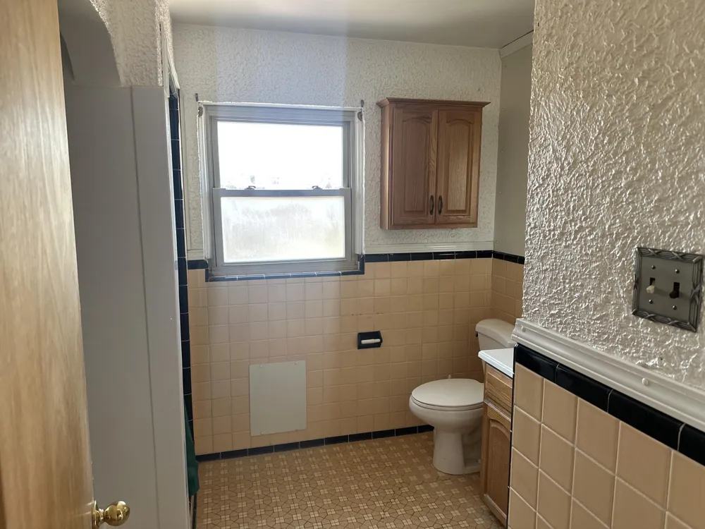 17516 Woodingham Drive Detroit, MI 48221