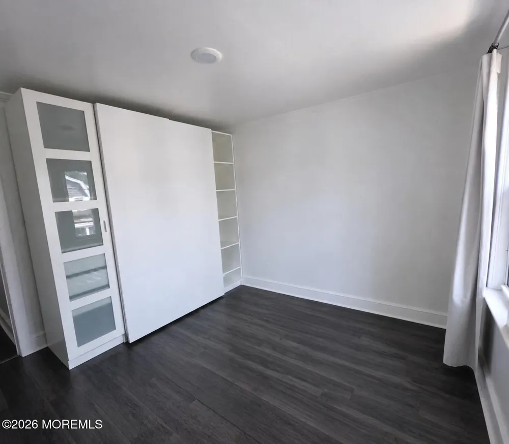 24 Newkirk Avenue Hamilton, NJ 08629