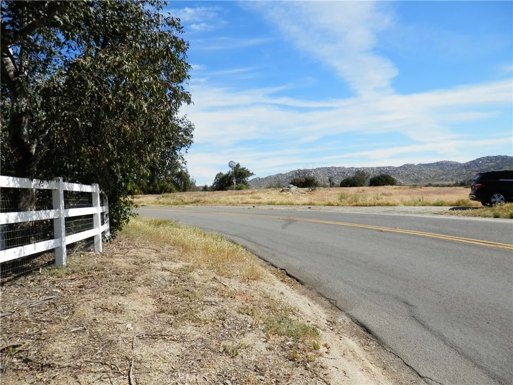 Gunther Rd./ Mountain Ave. Menifee, CA 92585