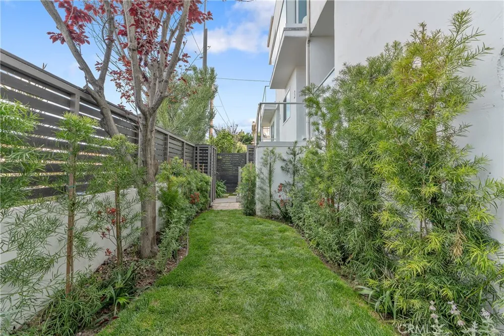 30 Reef #3 Marina del Rey, CA 90292